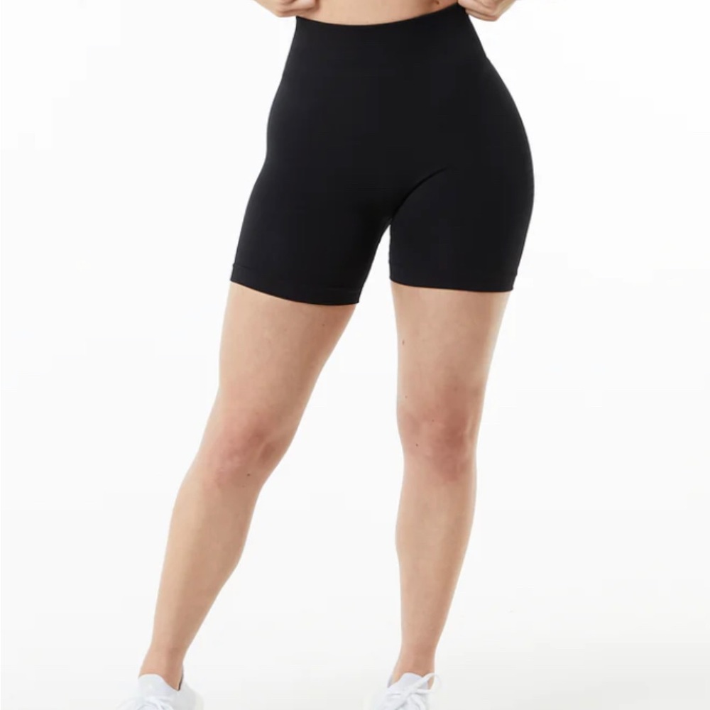 Alphalete Ozone Shorts